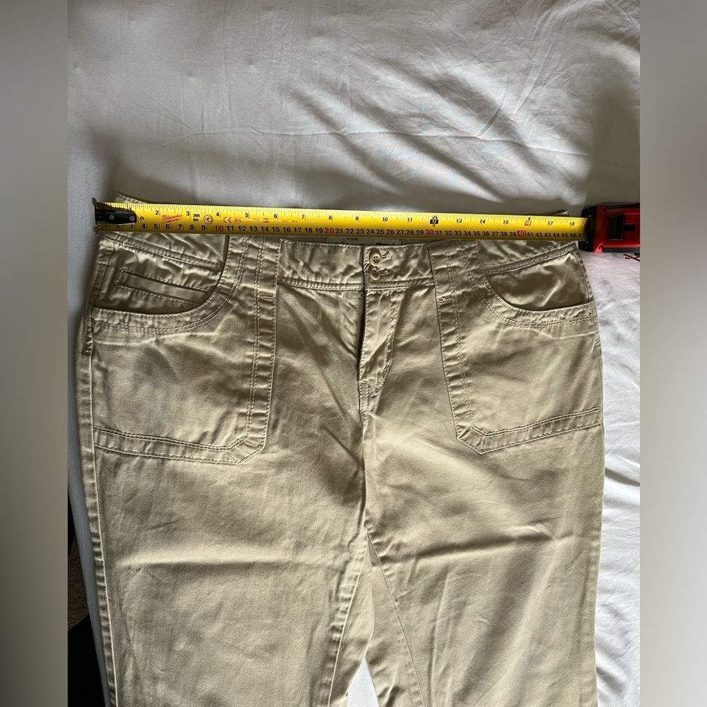Low waist, size 13/14 but 12 is more true size - Picture 16 of 16